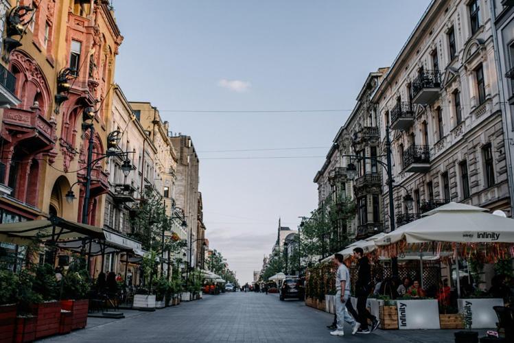 Апартаменты Piotrkowska Mainstreet & Secure Лодзь Экстерьер фото
